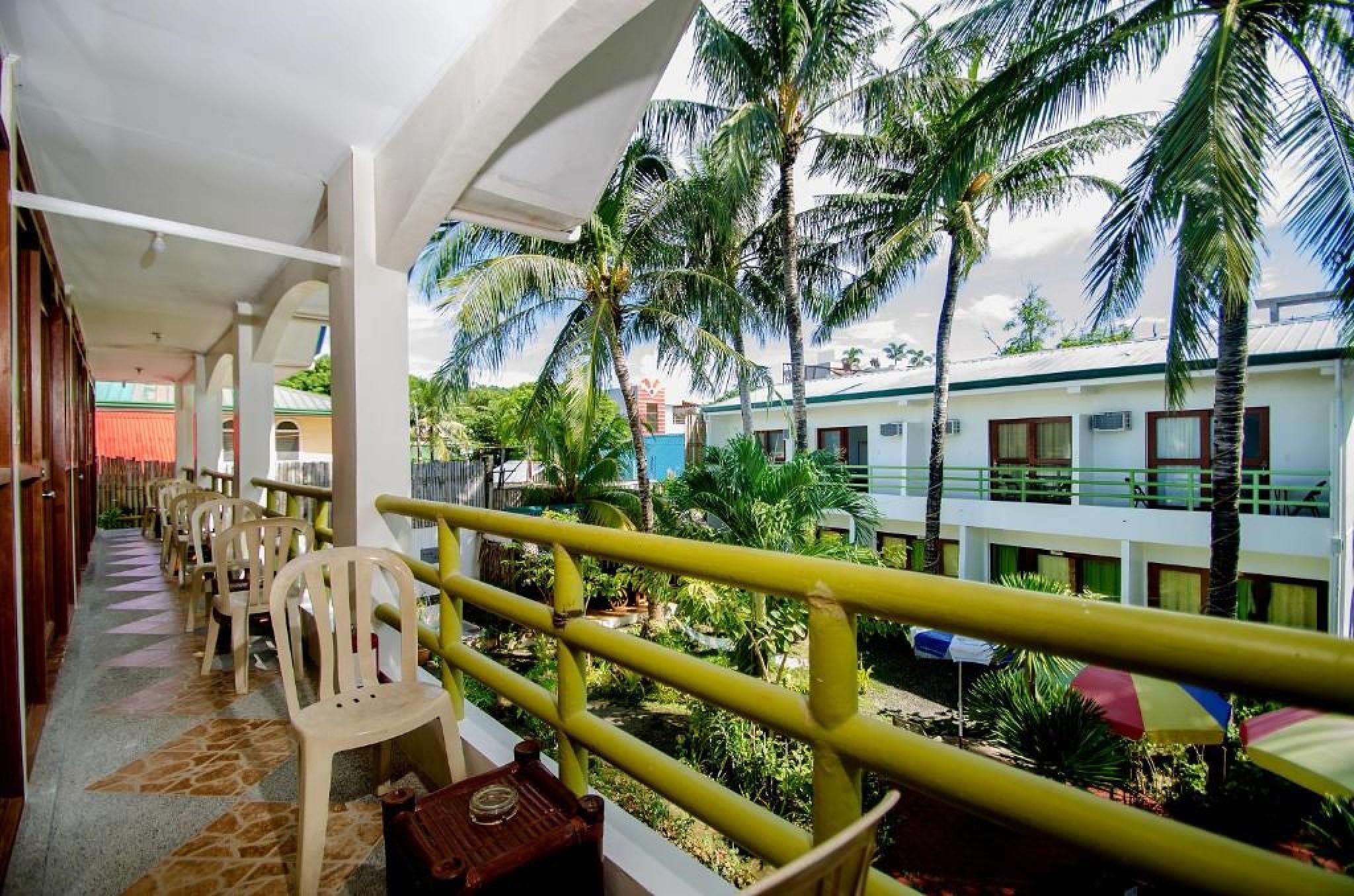 Reddoorz @ Secret Garden Boracay Hotel